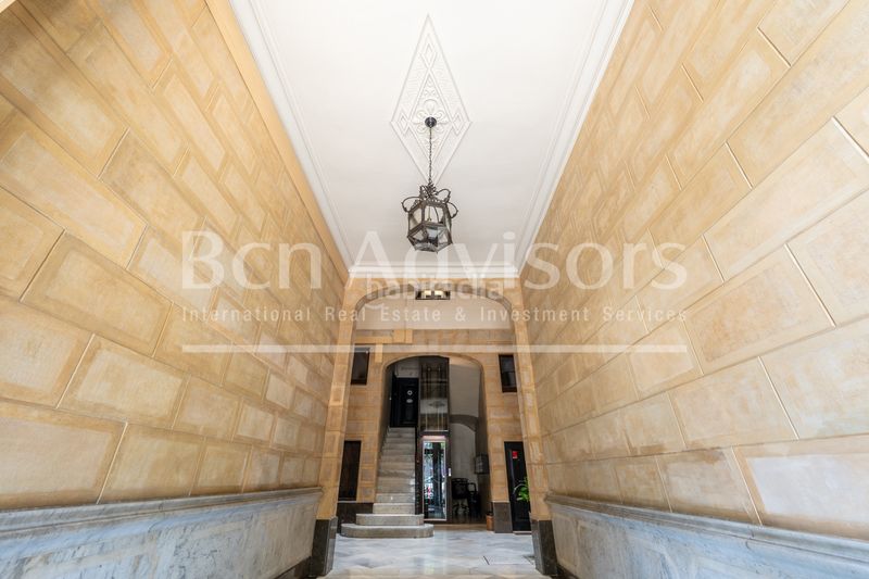 Foto f761051b-f8d8-4087-91c9-74077a5b201b. Àtic amb calefacció a Dreta de l´Eixample Barcelona