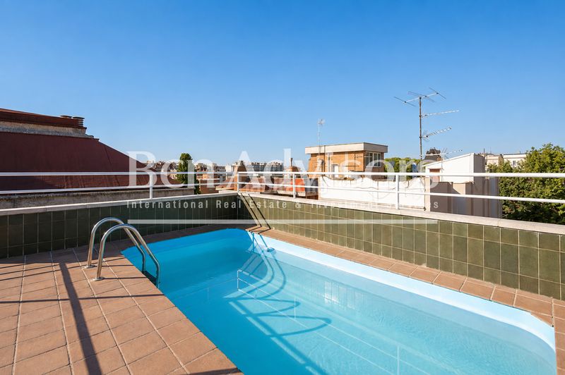 Foto dd179a05-6a38-4600-8c57-10c43fb825ff. Casa amb calefacció piscina a Tres Torres Barcelona