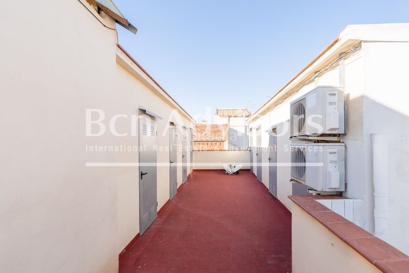 Foto 41b4bffa-0a8c-4f23-b63b-be4fd5aca13e. Àtic amb calefacció aparcament a Dreta de l´Eixample Barcelona