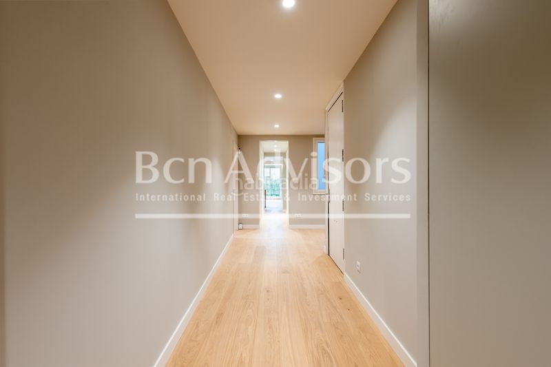 Foto aa3323a1-556c-4f9c-8161-2804e08764ad. Piso magnífico piso reformado a estrenar con terraza en el centro . en Barcelona