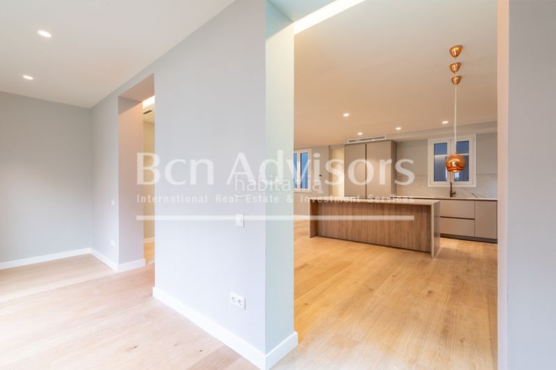 Foto d5be0acf-351d-4fdd-b310-b4bcd7485d7c. Piso magnífico piso reformado a estrenar con terraza en el centro . en Barcelona