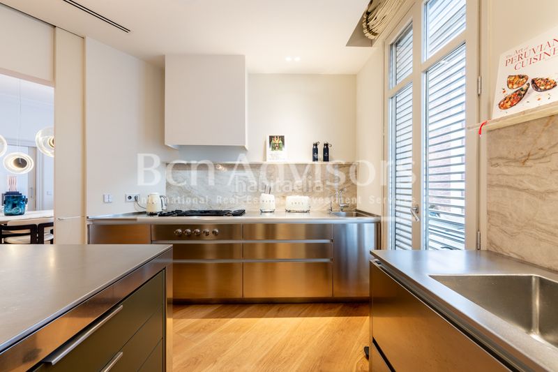 Foto 46abb107-af35-4a17-a45c-9c4b4e81d4a6. Piso espectacular y amplia vivienda de lujo con terraza y parking cerca del turó park en Barcelona
