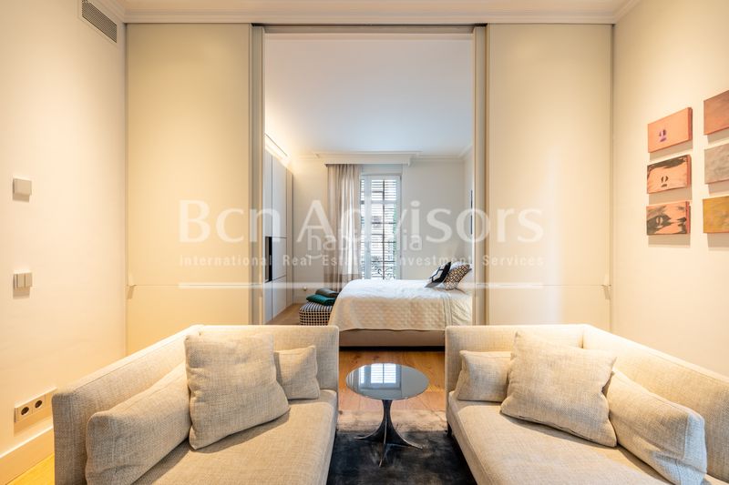 Foto 62eca8f4-7b33-4f65-829a-818ee6483459. Piso espectacular y amplia vivienda de lujo con terraza y parking cerca del turó park en Barcelona