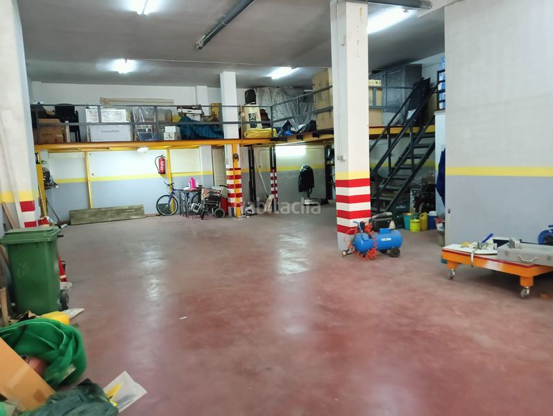 Foto 4a4d81bf-d8c7-4f08-8f0b-711b31e147a2. Local comercial a carrer de cervera 28 a La Bordeta Lleida