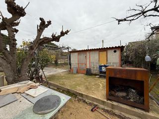Masia a Carrer mirador 15. Parcela en venta en utxesa