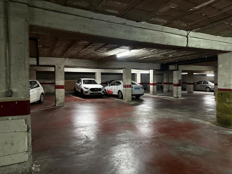 Foto 1a4ac8fd-80de-46b3-9c3e-e3e6fe612ea2. Aparcament cotxe a carrer nadal meroles 19 a Príncep de Viana-Clot-Xalets Humbert Torres Lleida