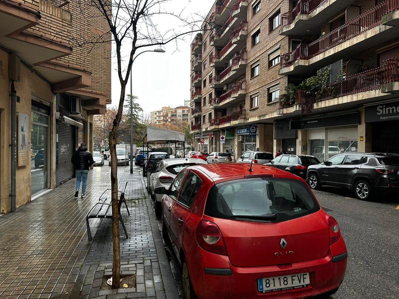 Foto 6517320f-b96a-4dbe-a3f9-103c03283b34. Aparcament cotxe a carrer nadal meroles 19 a Príncep de Viana-Clot-Xalets Humbert Torres Lleida