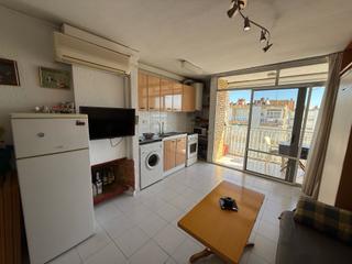 Estudi  Carrer de joaquim serra. Estudio en venta en la pineda