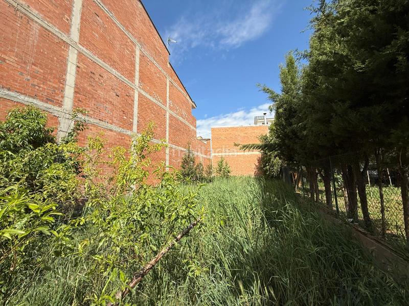 Foto 1244e222-bde5-43c5-9790-0d2e384b5588. Residential plot in carrer ricard vinyes 9 in Alcarràs