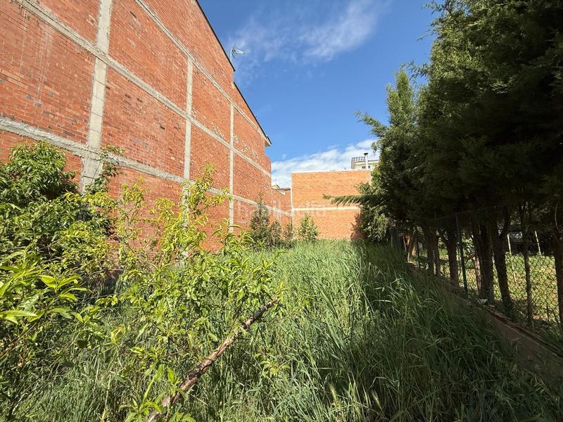 Foto b49d1104-0075-4b0a-b577-3b5406f91797. Residential plot in carrer ricard vinyes 9 in Alcarràs