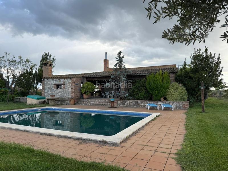 Foto c8edc731-ee50-404e-8bd0-b49e02f67624. Masía finca rústica en venta en Alcoletge