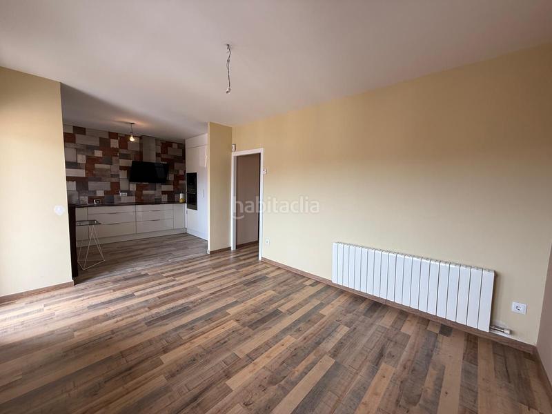 Foto c7b007c3-ad64-4e1b-ab49-57a2e064007c. Piso  en venta en Almacelles