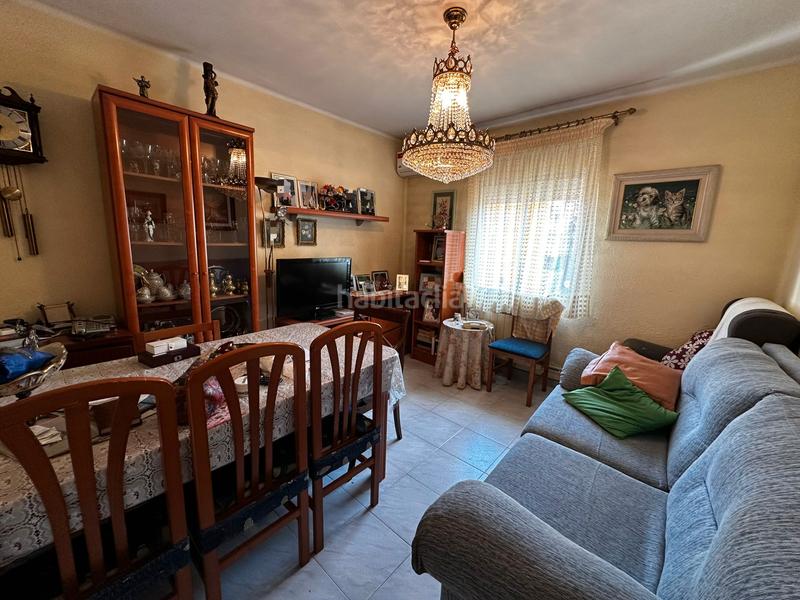 Foto 42a6d2cf-3c84-4f02-b264-a573b2cd8119. Pis amb calefacció a Joc de la Bola - Camps d'Esports Lleida