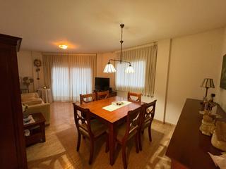 Pis  Carrer d'en sardà. Piso en venta en reus