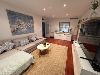 Planta baixa  Avinguda de les germanies. Planta baja en venta en ciutat jard�