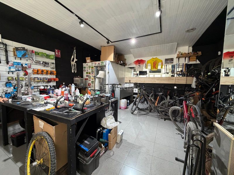 Foto 30c1be9a-414f-4a97-8ad3-ebfab6b4db4c. Local comercial a Cappont Lleida