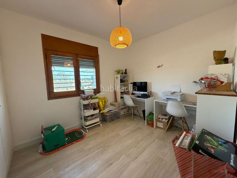 Foto 5e4fe121-c153-4b5b-aace-23882c05d083. Casa aparellada amb xemeneia calefacció aparcament a Ametlla de Mar (L´)