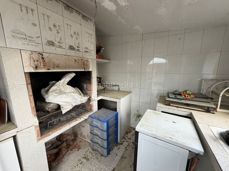 Foto 7d70f4ab-ba54-4dd9-98a6-0d9f52970b7e. Casa aparellada amb xemeneia calefacció aparcament a Ametlla de Mar (L´)
