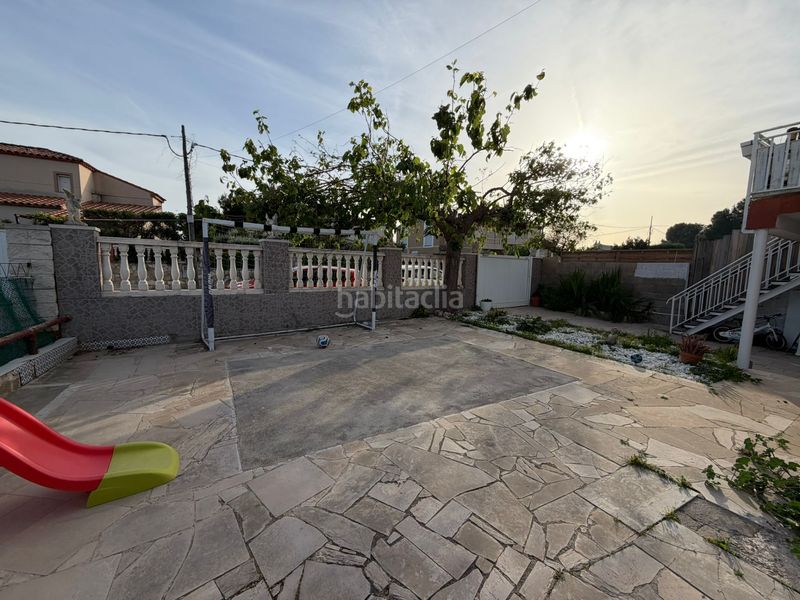 Foto d6dd648c-85fe-46b6-9274-e3fc60a06e61. Casa aparellada amb xemeneia calefacció aparcament a Ametlla de Mar (L´)