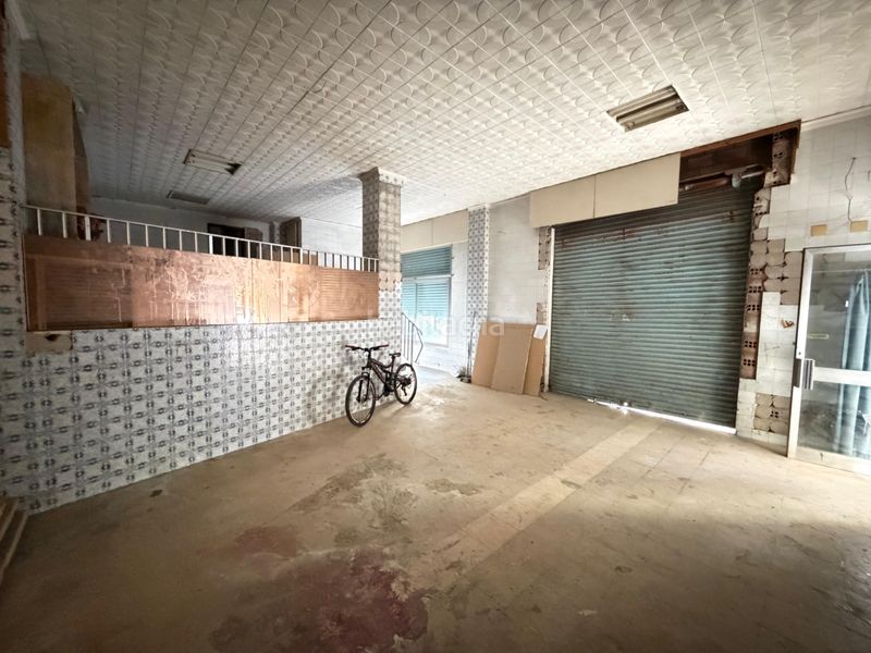 Foto 1a60c9e9-4ec4-46da-aa0b-f80529361144. Local comercial a Cappont Lleida