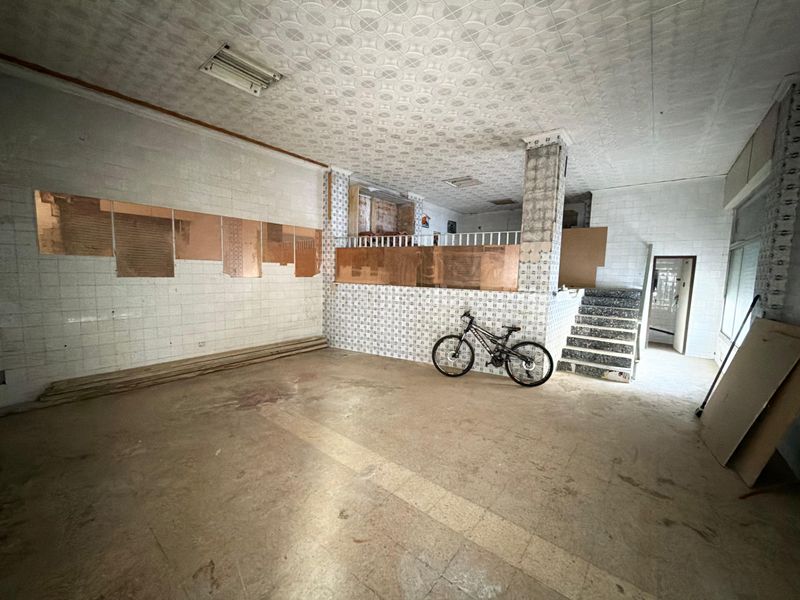 Foto 6ea65458-7ea8-4ca4-a799-04c5d193f3b4. Local comercial a Cappont Lleida