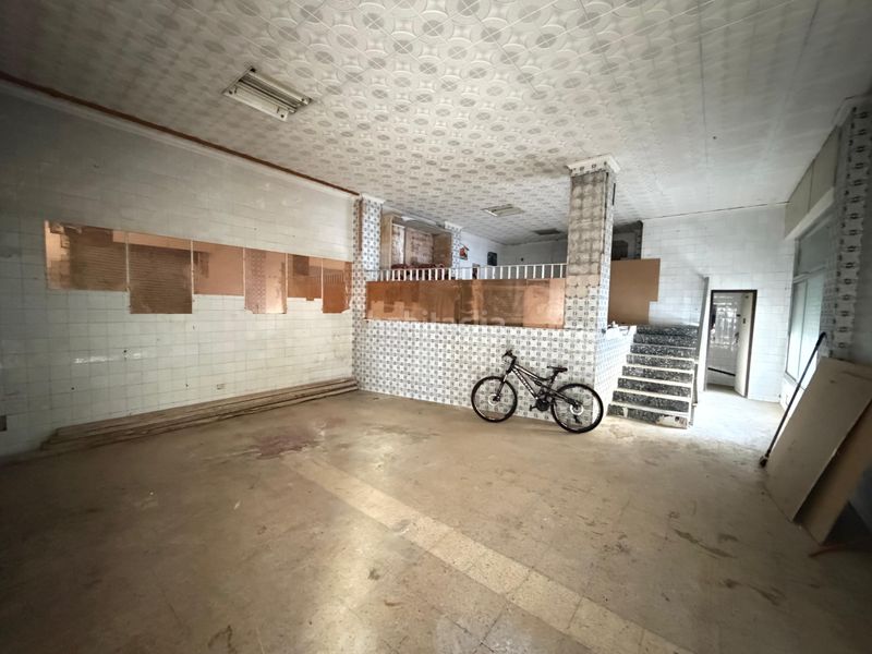 Foto e5d2e860-e8a0-4667-841b-20ed333cea67. Local comercial a Cappont Lleida