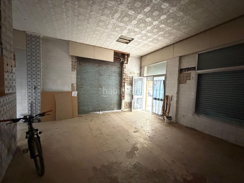 Foto f99497f1-ec89-4470-817e-f1cd6c98eee8. Local comercial a Cappont Lleida