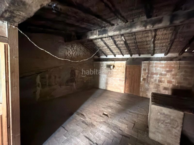 Foto 46412699-fc83-45b2-9fbe-897b190bbd27. Casa amb calefacció a Montoliu de Lleida