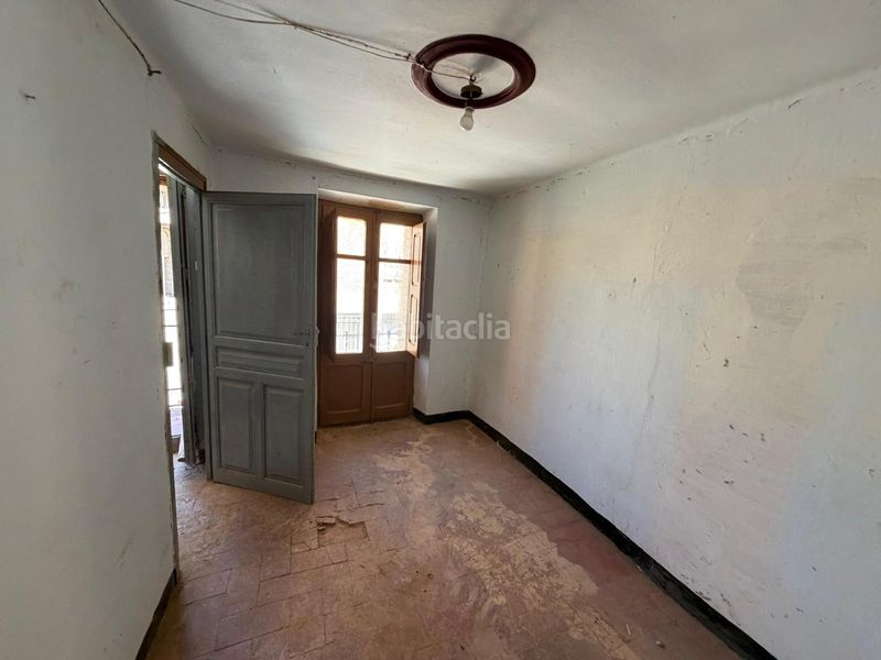 Foto bfa8cb65-6321-4e48-8a6c-c0abf7044324. Casa amb calefacció a Montoliu de Lleida