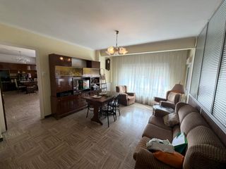 Etagenwohnung  Avinguda de catalunya. Piso en venta en cervera