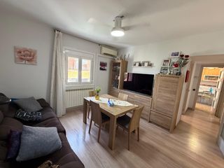 Pis  Carrer sans i ribes. Piso en venta en plaça ricard vinyes