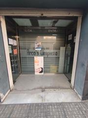 Lloguer Local Comercial a Calle andalucía 31. Se alquila local 300m2 barrio del real