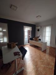 Lloguer Oficina a Avenida reyes católicos 9. Cumple tus sueños!!! oficina en pleno centro de la ciudad!!!