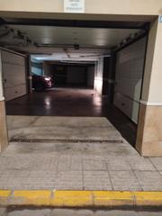 Lloguer Aparcament cotxe a Calle explanada de camellos 17. Junto a la base militar cochera 20 m2