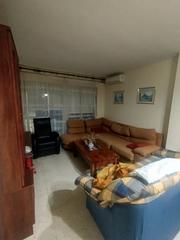 Miete Etagenwohnung in Barriada constitucion 12. Piso para familias o compartir 4d