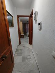 Location Appartement à Calle marqués de montemar 21. Solo funcionario  700e mas luz disponible 5 de diciembre