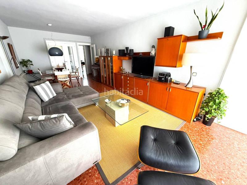 Foto 6e6b60cc-f0d1-4776-85ca-689b554f52ff. Piso primera planta con piscina y parking en Centre Vilassar de Mar