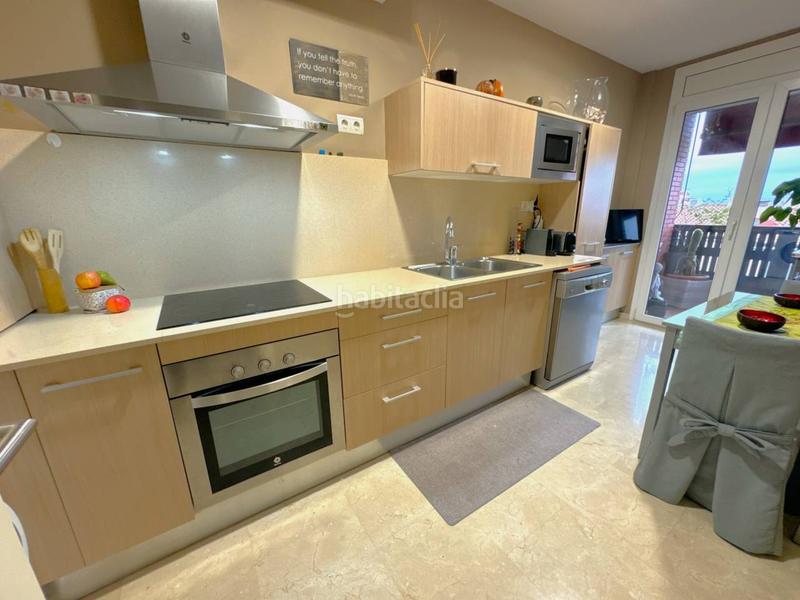 Foto 8a3aff62-56ec-40c5-9747-ae64c165d5d7. Attique avec chauffage parking piscine dans Les Pinedes Vilassar de Mar