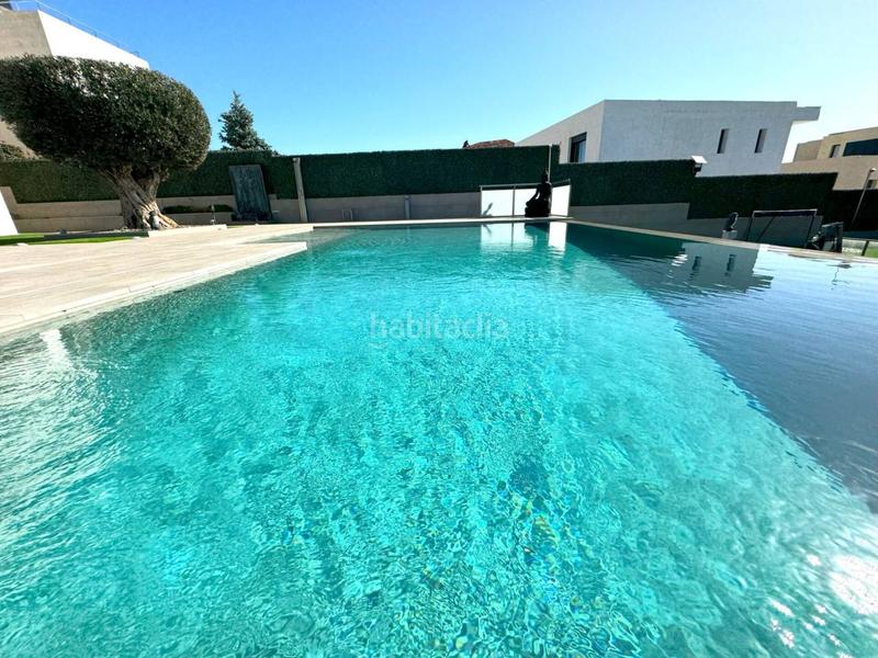 Foto 03d03660-ac76-4f93-97fb-70ffc3b431c6. Chalet villa de lujo en Montgat