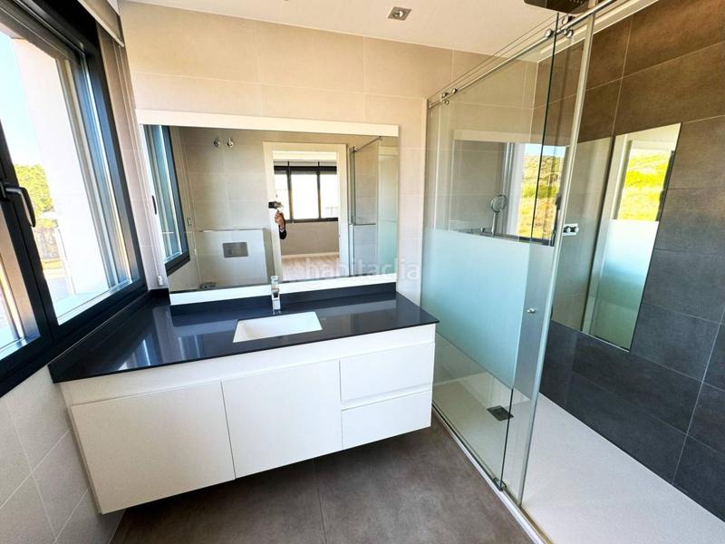 Foto 5d9aa749-711a-48c4-8e5a-349c95886b44. Chalet villa de lujo en Montgat