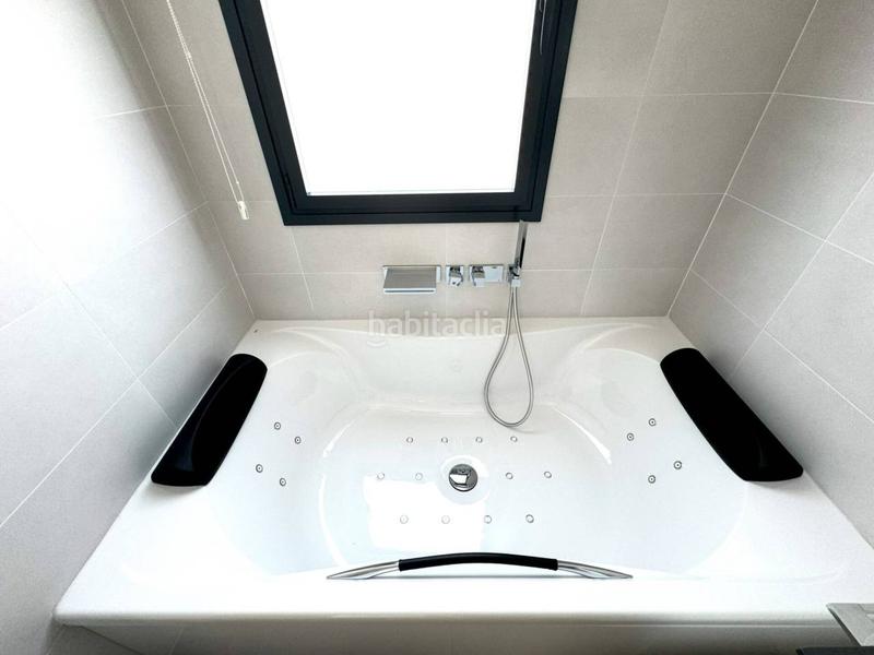 Foto 928674ef-d769-47ab-b8c4-17de977e53a3. Chalet villa de lujo en Montgat