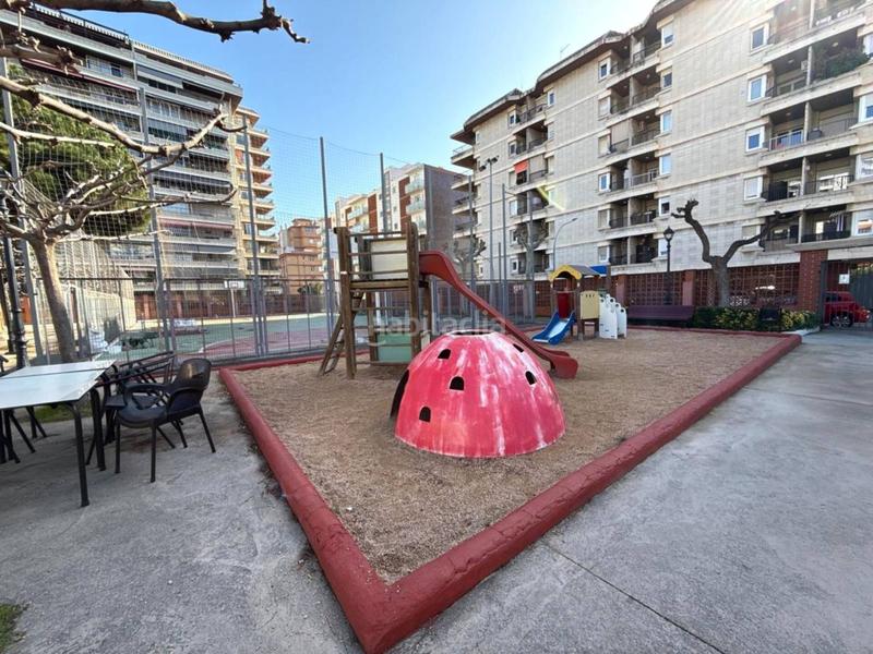 Foto 7d212f15-121b-4005-8951-5c59344bc290. Attique avec chauffage parking piscine dans Veral d´Ocata Vilassar de Mar