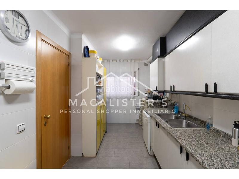 Foto 7a380c70-7d4a-493d-96e6-06c8e9774cdb. Casa adossada amb calefacció aparcament piscina a Vilassar de Mar