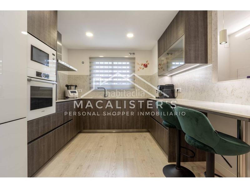 Foto 4841ff5b-dac0-4717-955a-0b342bfbc2e7. Casa adossada amb calefacció aparcament a Can Pou-Camp de Mar Premià de Mar