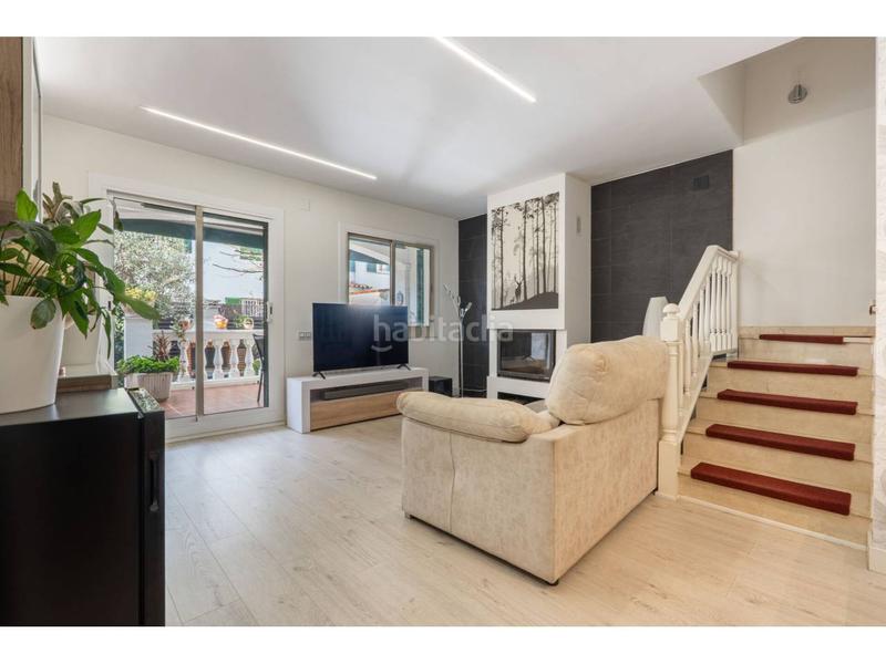 Foto 9a6886d2-2f84-45be-98a9-9a8fca859c75. Reihenhaus mit heizung parking in Can Pou-Camp de Mar Premià de Mar