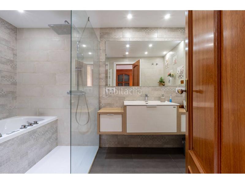 Foto f41537e3-1774-4f78-8e67-3122ae863573. Reihenhaus mit heizung parking in Can Pou-Camp de Mar Premià de Mar