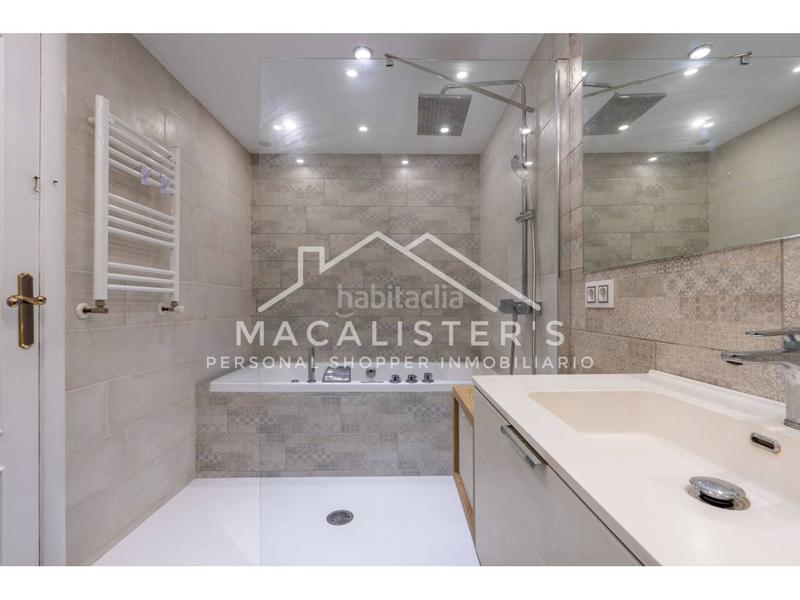 Foto 8b83750b-b5df-427b-b90e-ac9d241f0df4. Casa adossada amb calefacció aparcament a La Xinesca Vilassar de Mar