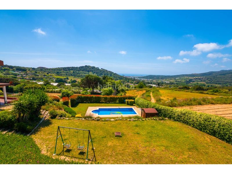 Foto 29601328-fb35-4bd5-a438-aaad738dead6. Masia amb calefacció aparcament piscina a Nucli Urbà Argentona