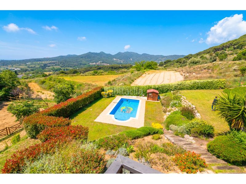 Foto ad462737-df51-4472-bc1f-b9fdd1100b5f. Masia amb calefacció aparcament piscina a Nucli Urbà Argentona