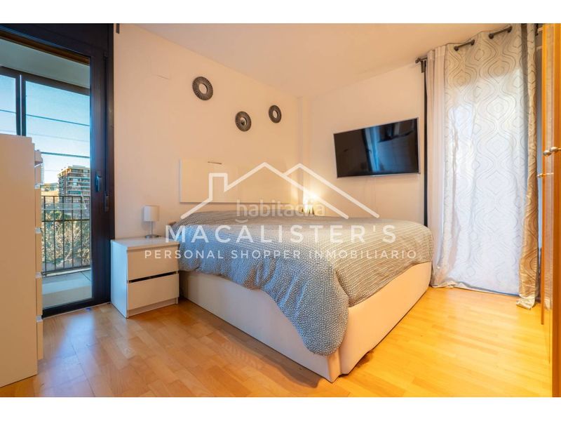 Foto d65b31eb-6674-490b-835e-8014af125e0c. Pis amb calefacció aparcament piscina a La Verneda - La Pau Barcelona
